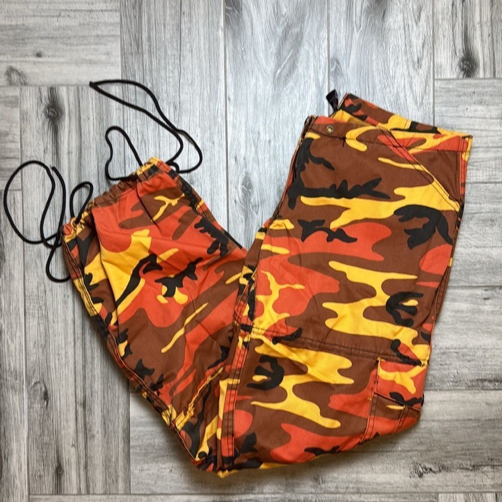 ROTHCO COLOR CAMO TACTICAL BDU PANTS SAVAGE ORANGE CAMO SIZE XS
